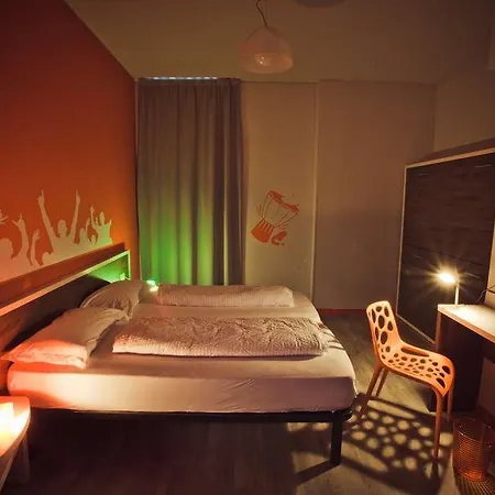 Hotel Nologo