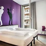 Nologo Hotel *
