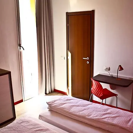 Hotel Nologo