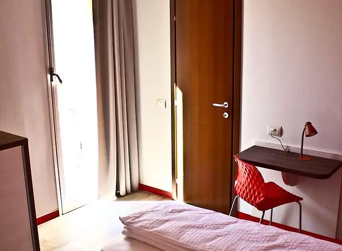 Hotel Nologo